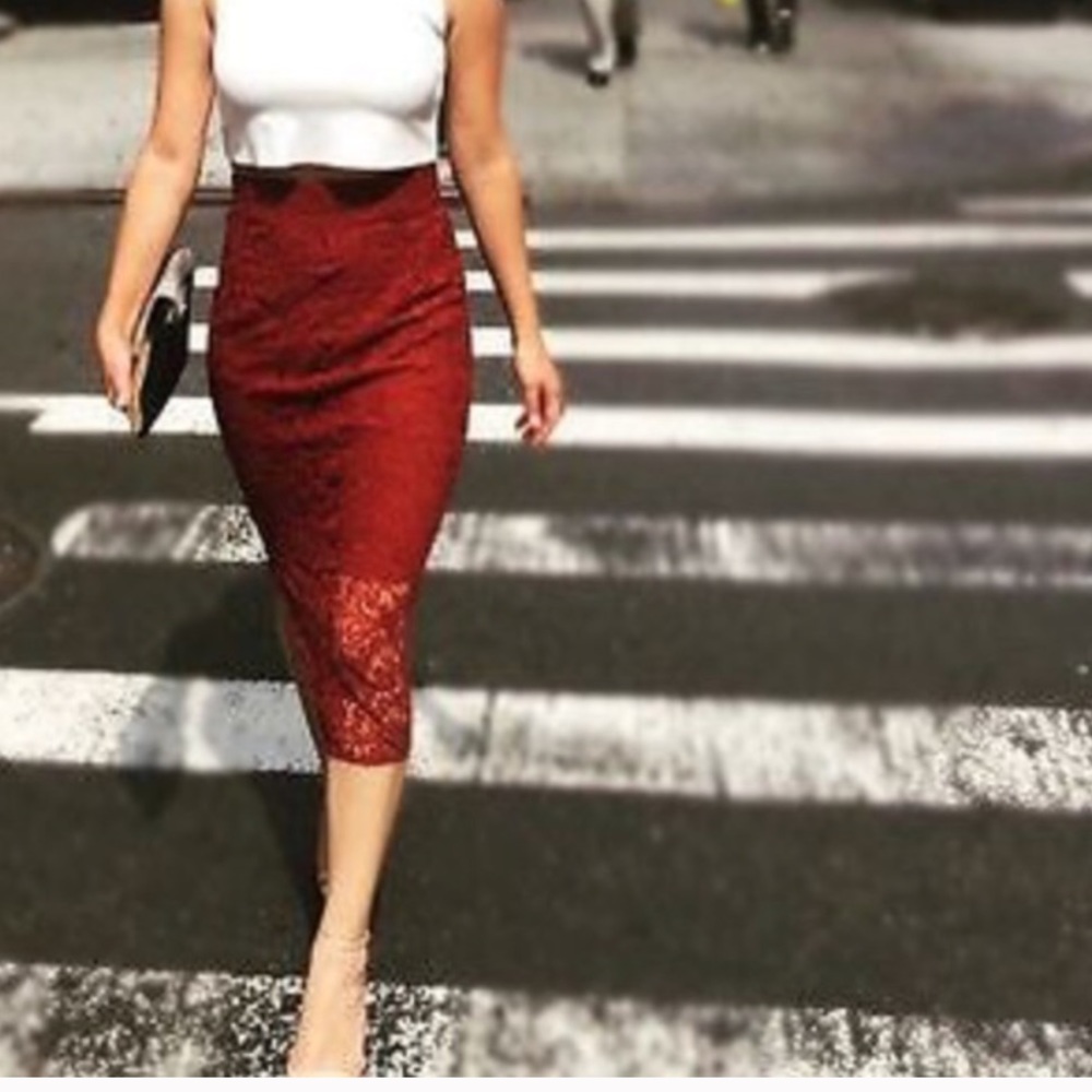 Red Zara midi elegant lace skirt